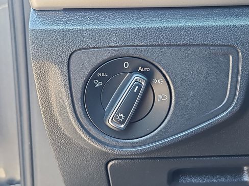 Certified 2023 Volkswagen Atlas SE AWD/4WD image 10
