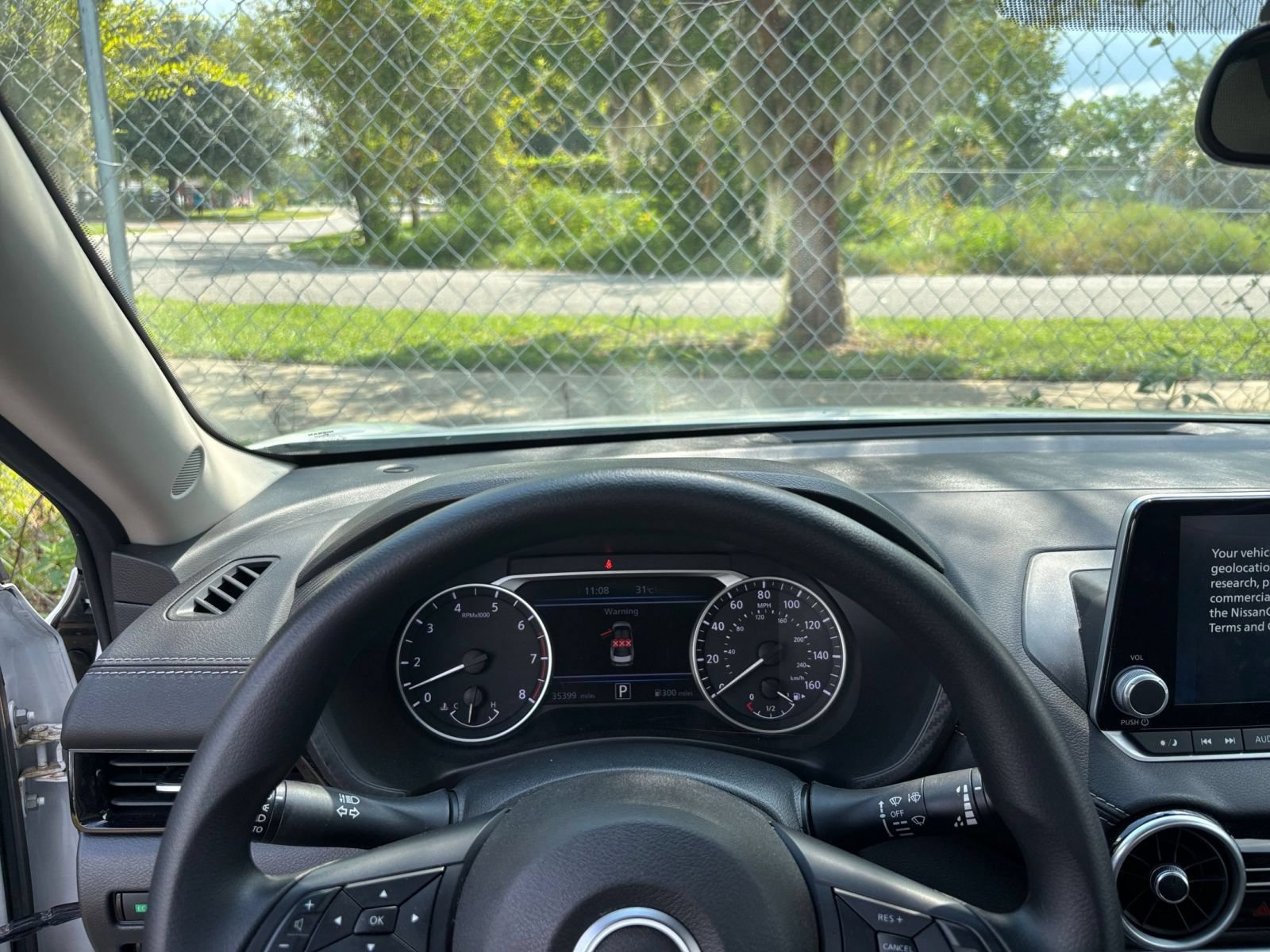 Used 2025 Nissan Sentra SV FWD image 31