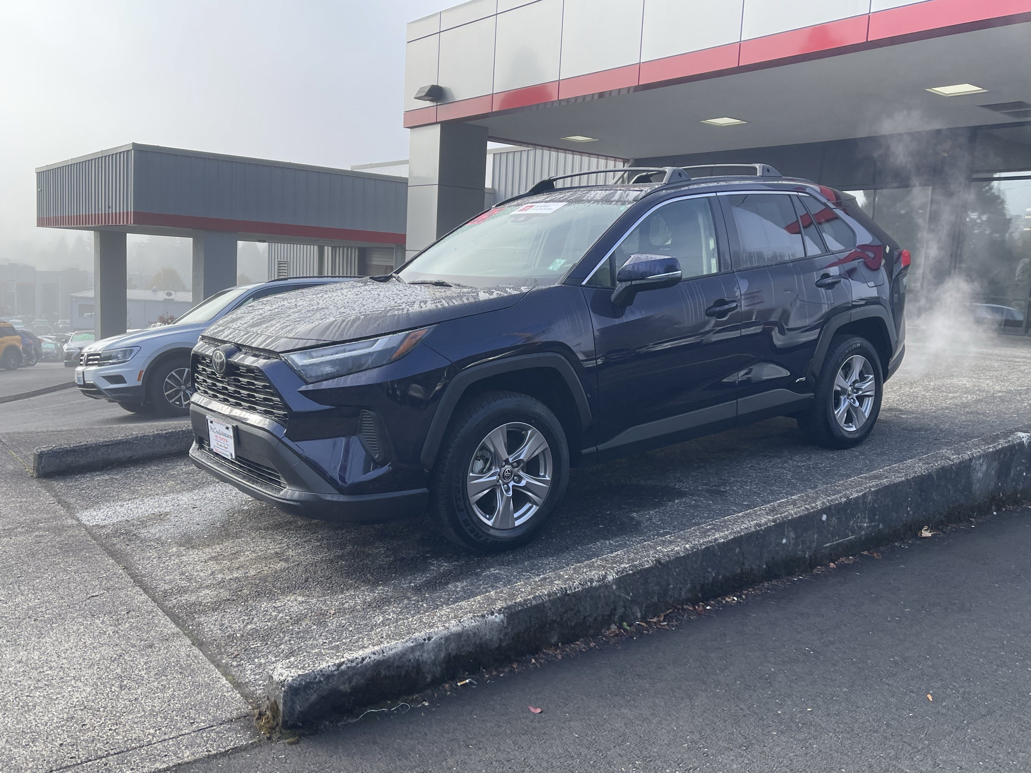 Certified 2025 Toyota RAV4 XLE w/ Convenience Package AWD/4WD image 4