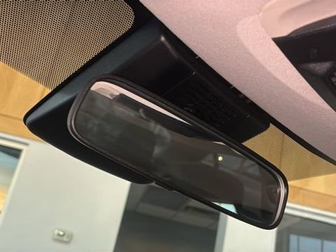 Used 2024 Toyota Corolla LE image 22