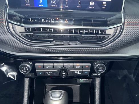 Used 2022 Jeep Compass Trailhawk w/ Trailhawk Elite Group image 21