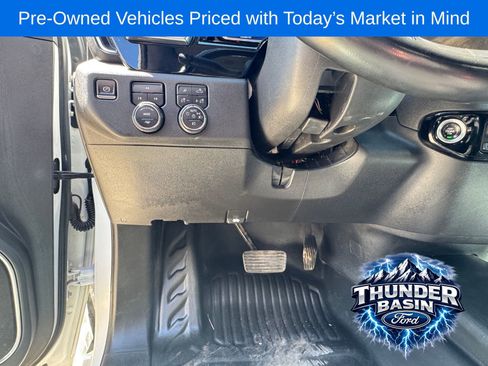 Used 2024 Chevrolet Silverado 2500 LT w/ Convenience Package AWD/4WD image 14