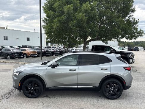 Used 2023 Buick Envision Essence w/ Sport Touring Package AWD/4WD image 5