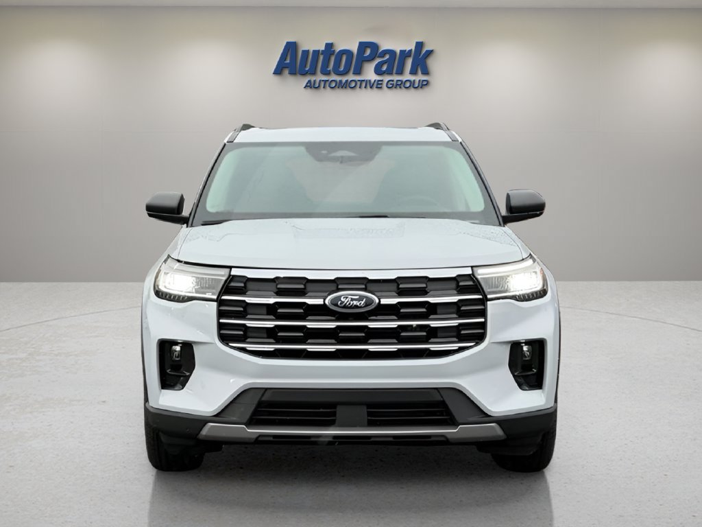 New 2026 Ford Explorer Active w/ Active Comfort Package AWD/4WD image 2