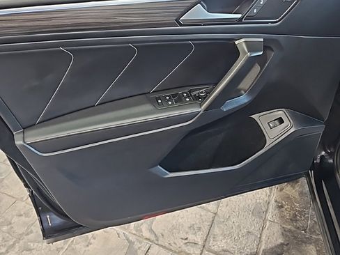 Used 2024 Volkswagen Tiguan SEL R-Line image 26