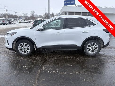 Used 2023 Ford Escape Active w/ Tech Pack #2 image 2