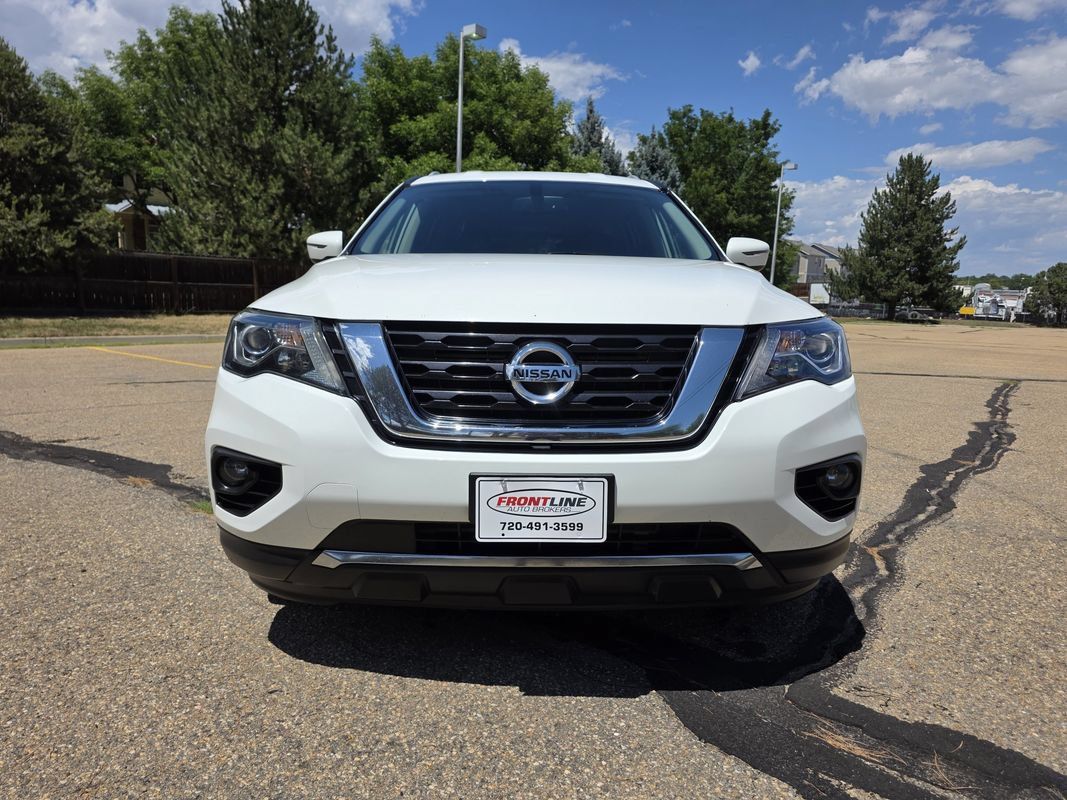 Used 2020 Nissan Pathfinder SV AWD/4WD image 11