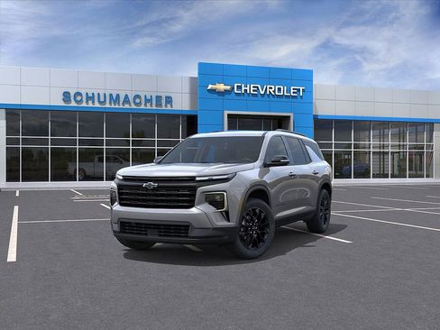 New 2026 Chevrolet Traverse LT image 8