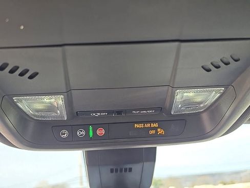 Used 2023 Chevrolet Equinox RS image 23