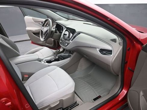 Used 2016 Chevrolet Malibu LT FWD image 17