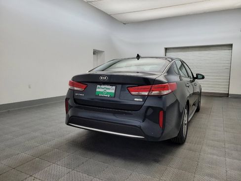 Used 2018 Kia Optima Premium w/ Convenience Package image 7
