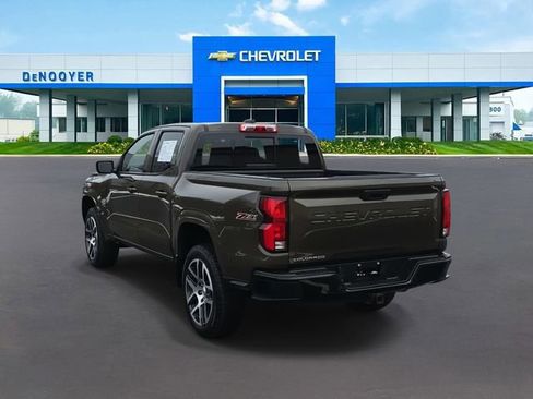 Used 2023 Chevrolet Colorado Z71 w/ Z71 Convenience Package 2 image 7