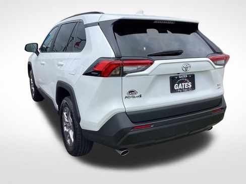 Used 2022 Toyota RAV4 XLE image 7