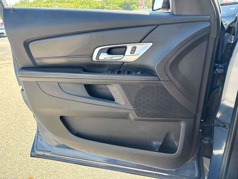 Used 2016 GMC Terrain SLE FWD image 16