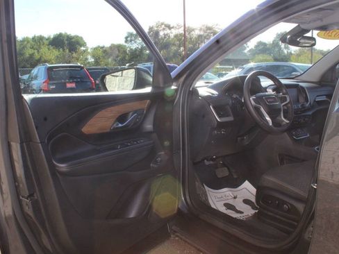Used 2020 GMC Terrain SLE w/ Driver Convenience Package AWD/4WD image 10