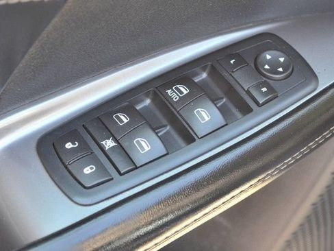 Used 2017 Dodge Journey Crossroad w/ Popular Equipment Group AWD/4WD image 16