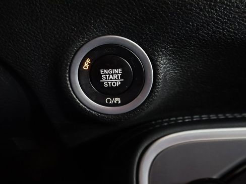 Used 2022 Dodge Challenger GT image 27