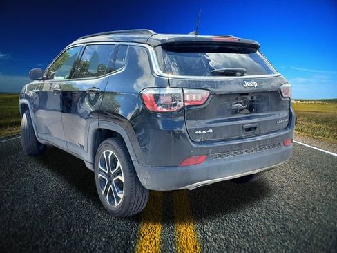 Certified 2023 Jeep Compass Limited AWD/4WD image 2