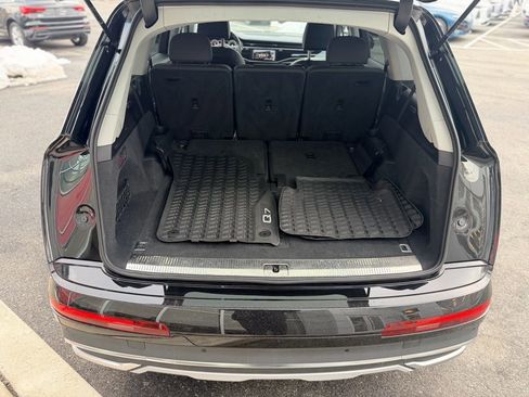 Certified 2023 Audi Q7 2.0T Premium w/ Convenience Package image 18