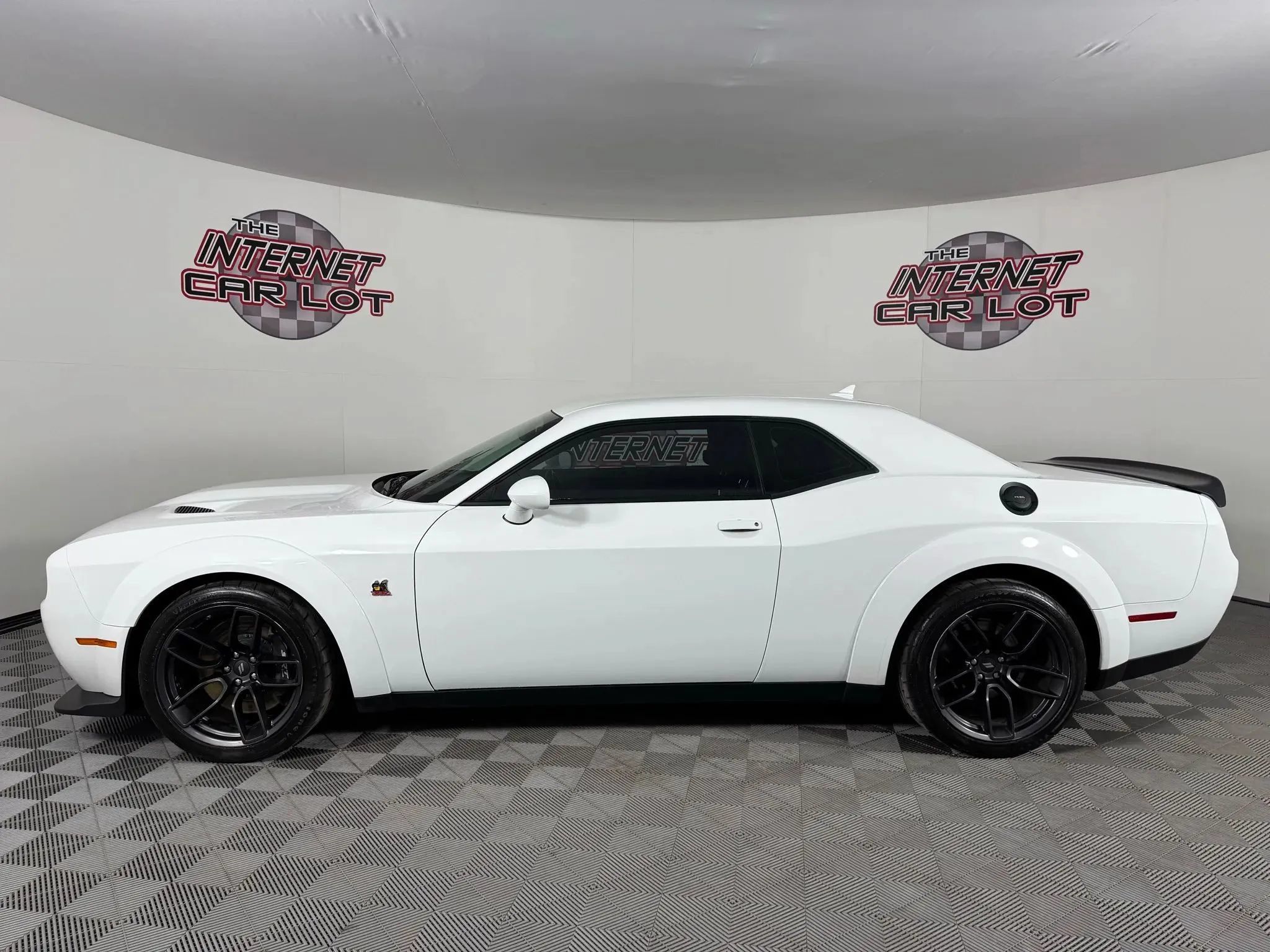 Used 2021 Dodge Challenger R/T Scat Pack RWD image 4