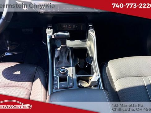 Used 2024 Kia Sorento S AWD/4WD image 12