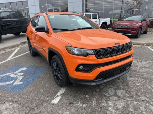 New 2026 Jeep Compass Latitude image 7