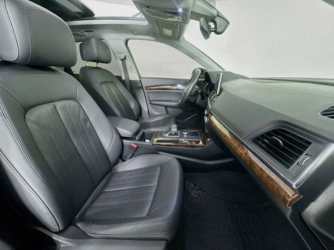 Used 2018 Audi Q5 2.0T Premium Plus w/ Premium Plus Package image 36