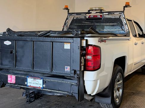 Used 2015 Chevrolet Silverado 1500 LT w/ Custom Sport Edition image 5