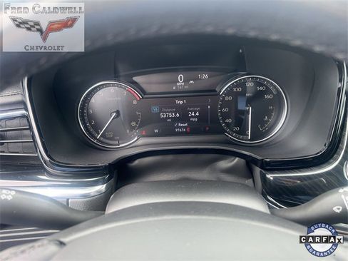 Used 2022 Cadillac XT6 Premium Luxury image 12