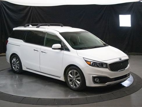 Used 2018 Kia Sedona SX Limited image 2