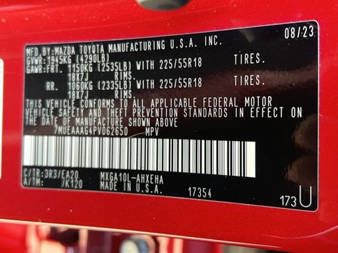 Used 2023 Toyota Corolla Cross XLE image 27