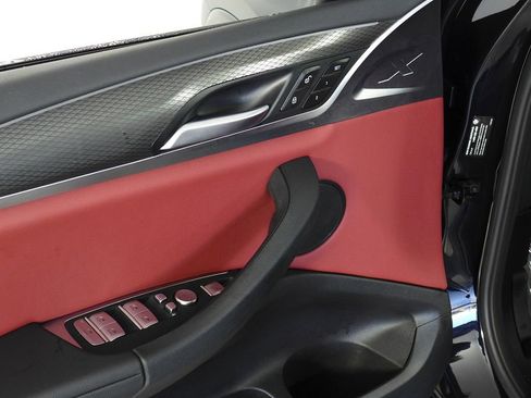 Used 2024 BMW X3 sDrive30i w/ M Sport Package image 12