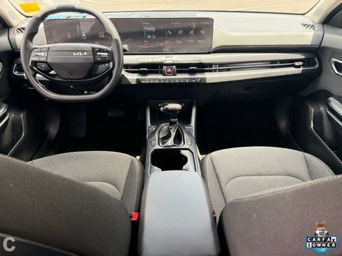 Used 2025 Kia K4 FWD image 17