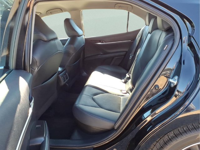Used 2022 Toyota Camry XLE FWD image 22