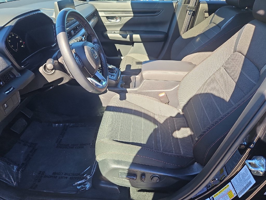 Used 2025 Honda CR-V Sport image 28