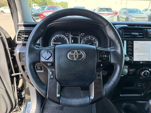 Used 2023 Toyota 4Runner TRD Off-Road Premium w/ Off Road Premium Plus Package AWD/4WD image 15
