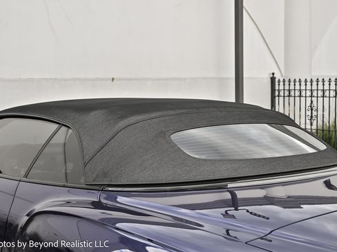 Used 2023 Bentley Continental GT V8 image 22