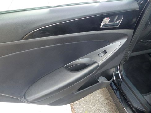 Used 2014 Hyundai Sonata SE FWD image 12