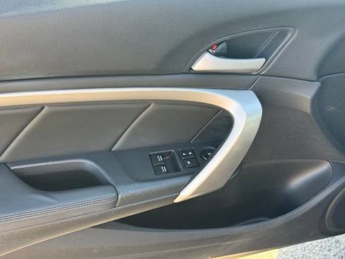 Used 2009 Honda Accord EX-L image 10