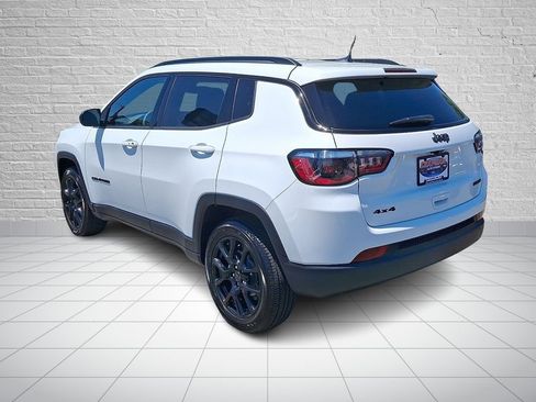 Used 2026 Jeep Compass Latitude w/ Quick Order Package 29K AWD/4WD image 6