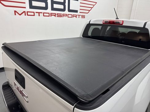 Used 2019 GMC Canyon 2WD Crew Cab image 11