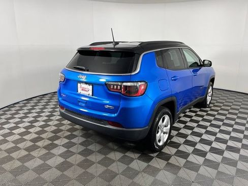 Used 2018 Jeep Compass Latitude w/ Popular Equipment Group AWD/4WD image 7