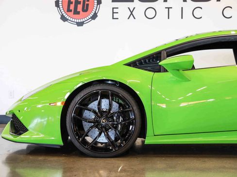 Used 2015 Lamborghini Huracan LP 610-4 AWD/4WD image 17
