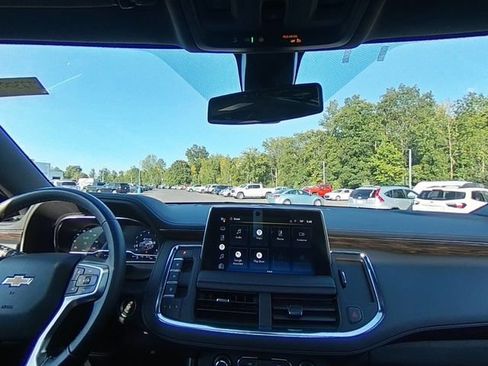 Used 2022 Chevrolet Tahoe LT AWD/4WD image 38
