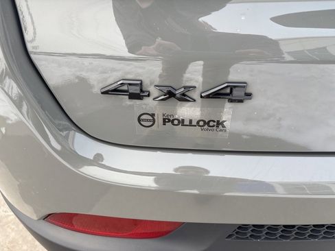 Used 2023 Jeep Compass Altitude w/ Convenience Group image 9