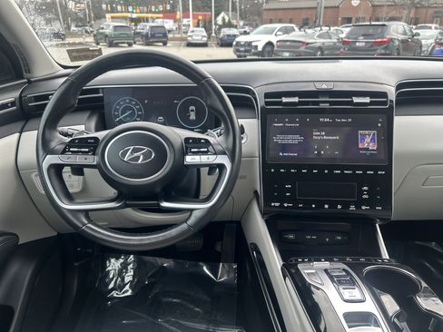Certified 2024 Hyundai Tucson Limited image 19