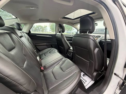 Used 2013 Ford Fusion Titanium FWD image 11