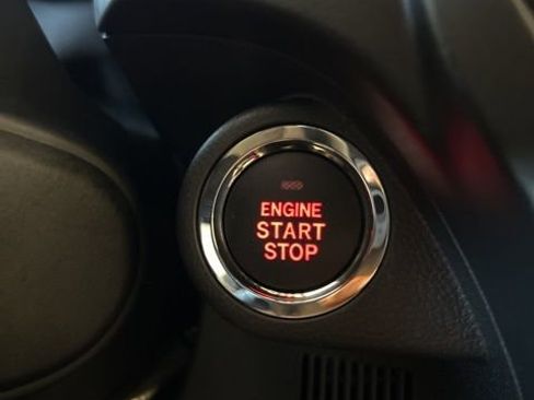 Used 2025 Subaru Forester Premium image 86