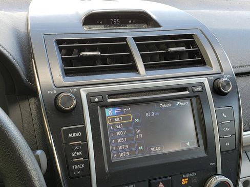 Used 2014 Toyota Camry LE FWD image 21