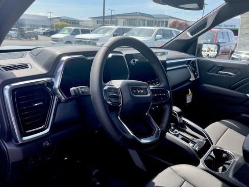 New 2025 GMC Canyon Elevation w/ Convenience Package AWD/4WD image 19